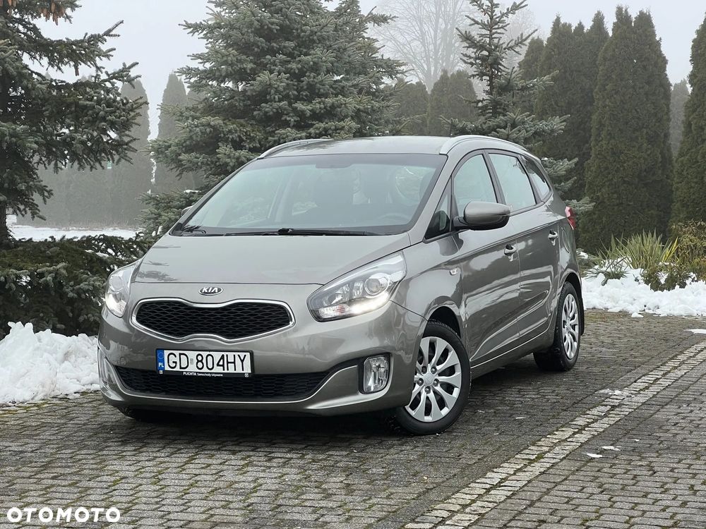 Kia Carens 1.6 GDI L - 1