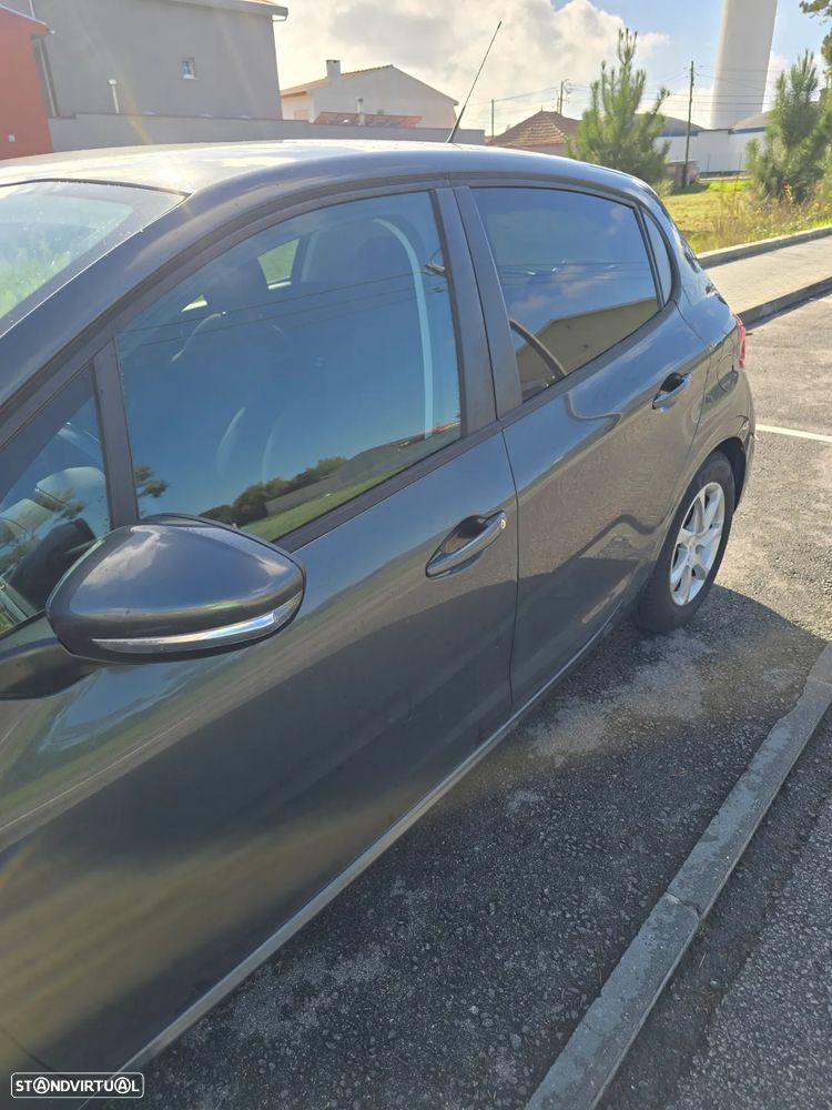 Peugeot 208 1.6 BlueHDi Active - 2