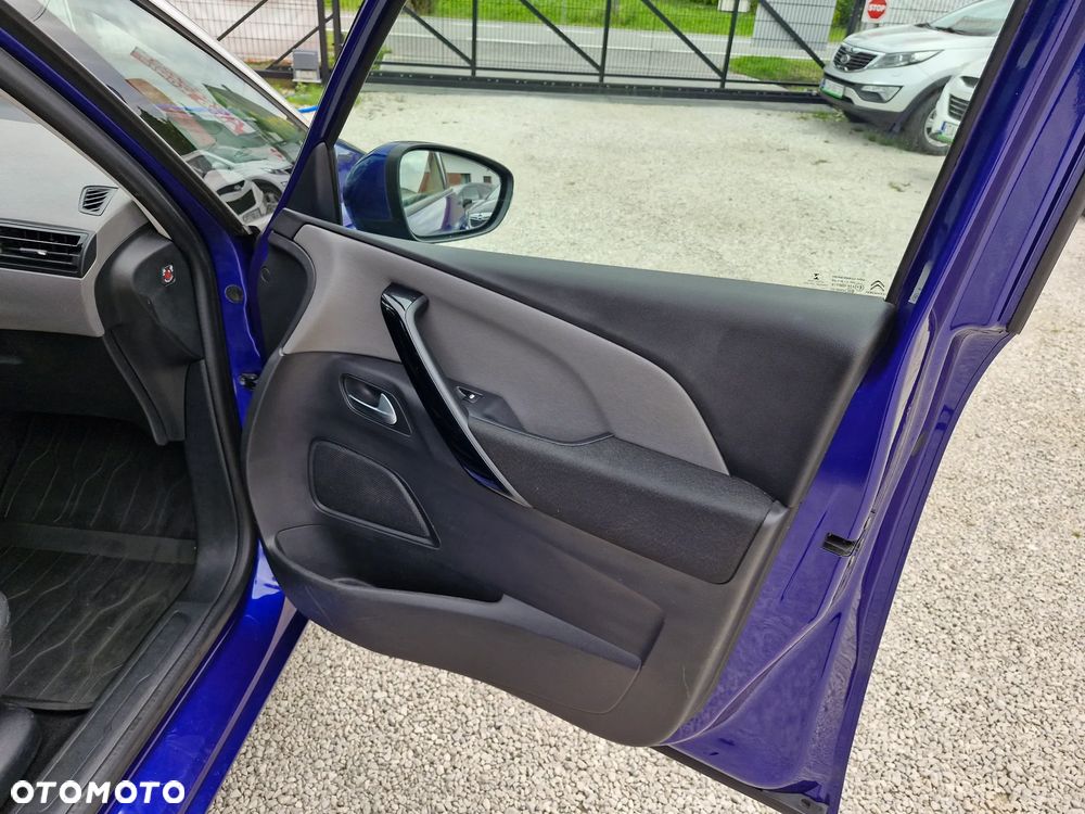 Citroën C4 Grand Picasso - 25
