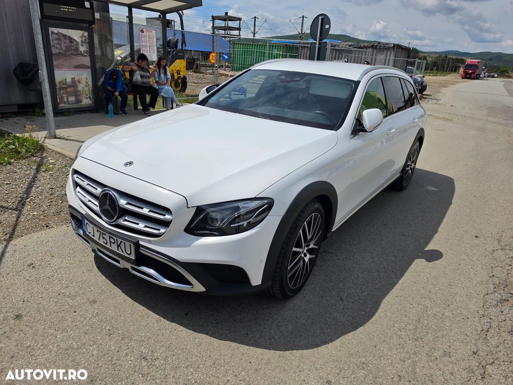 Mercedes-Benz E 220 d 4Matic All-Terrain 9G-TRONIC Avantgarde - 1