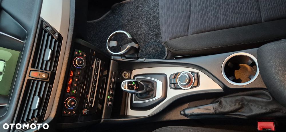 BMW X1 - 32