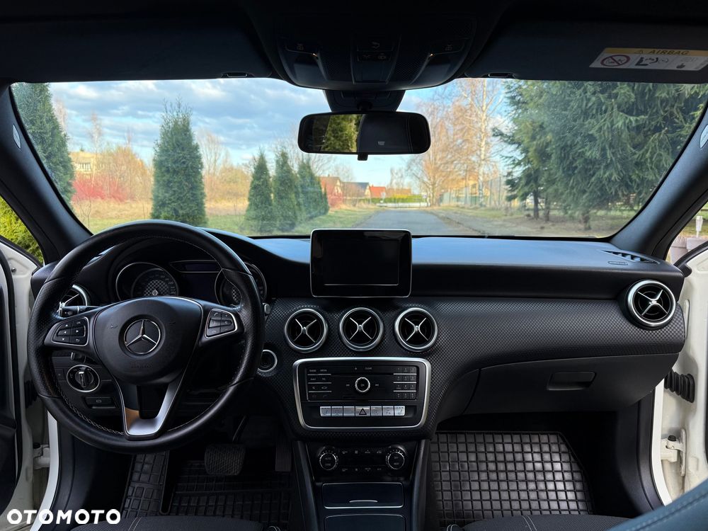 Mercedes-Benz Klasa A 220 d 4Matic 7G-DCT - 17