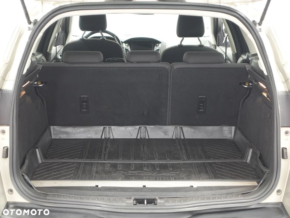 Ford Focus 2.0 TDCi SYNC Edition ASS - 23