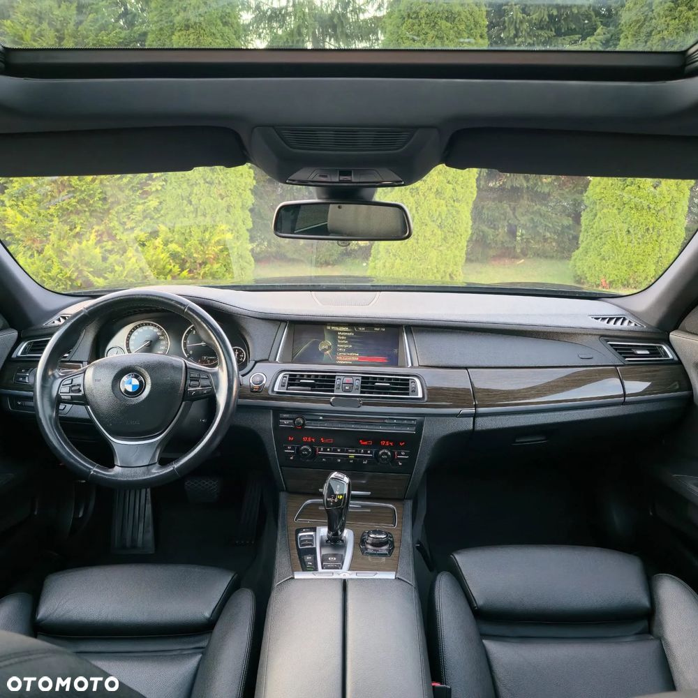 BMW Seria 7 730d xDrive - 37