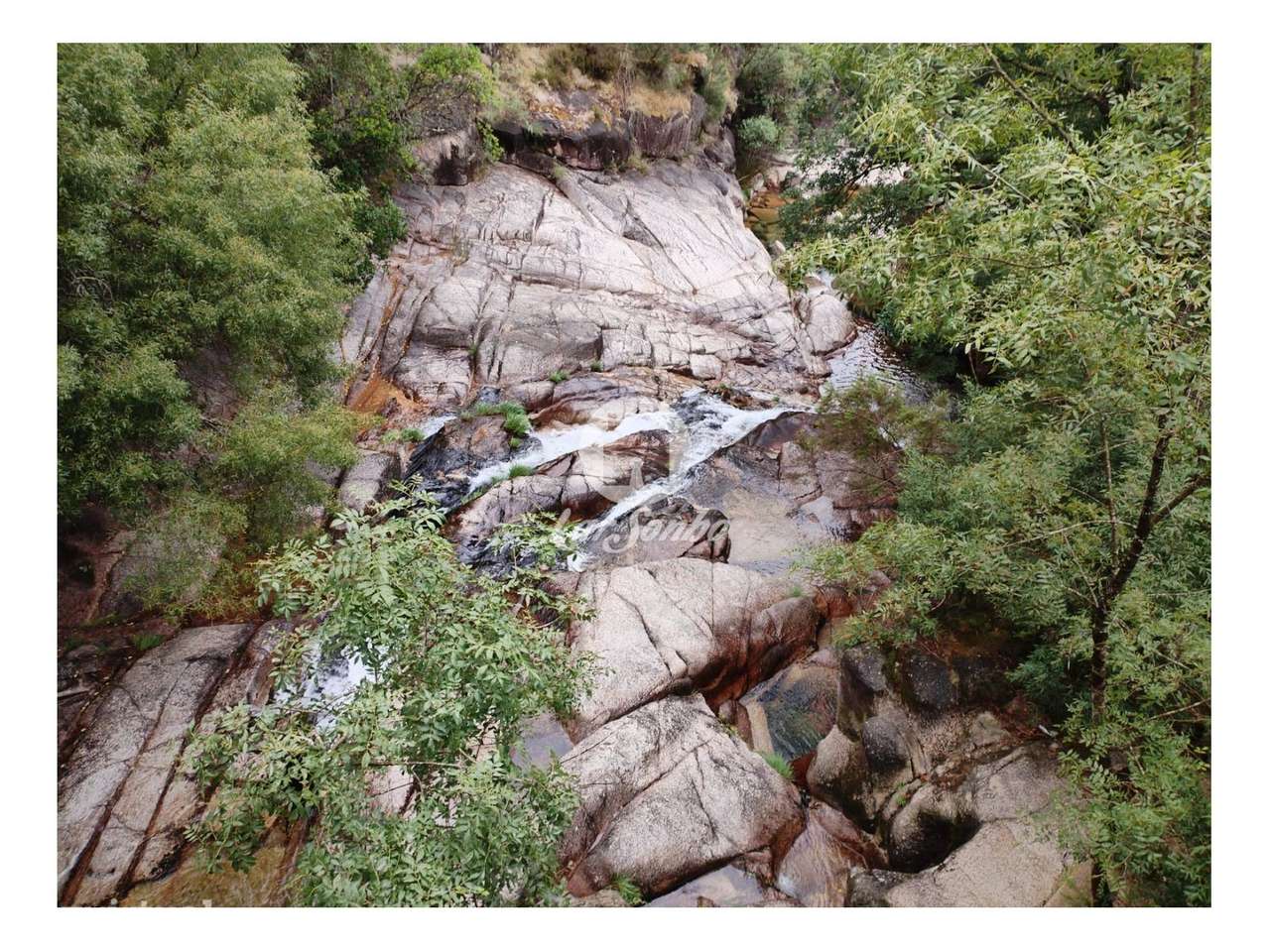Terreno de 1100m² no Parque Natural do Gerês - Grande imagem: 5/10