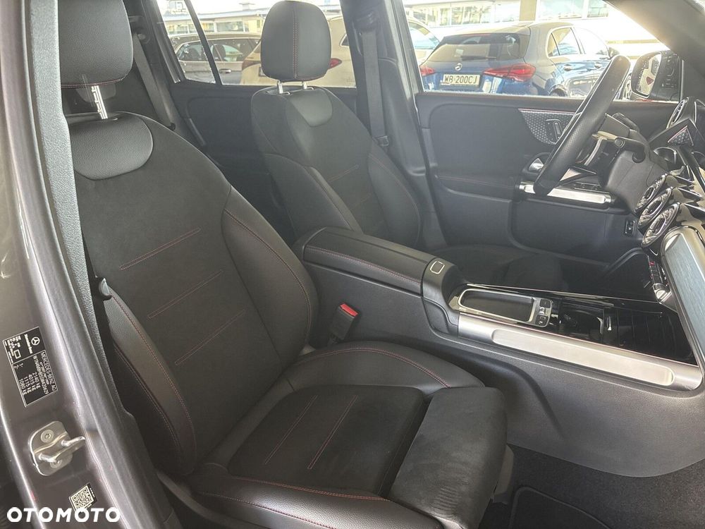 Mercedes-Benz GLB - 19