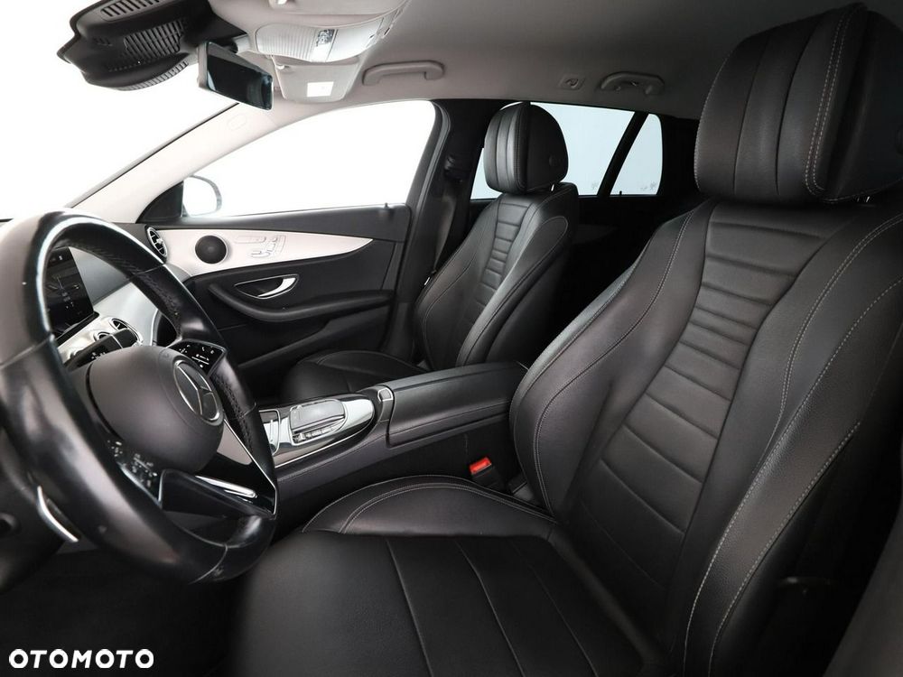 Mercedes-Benz Klasa E 300 de Avantgarde - 14