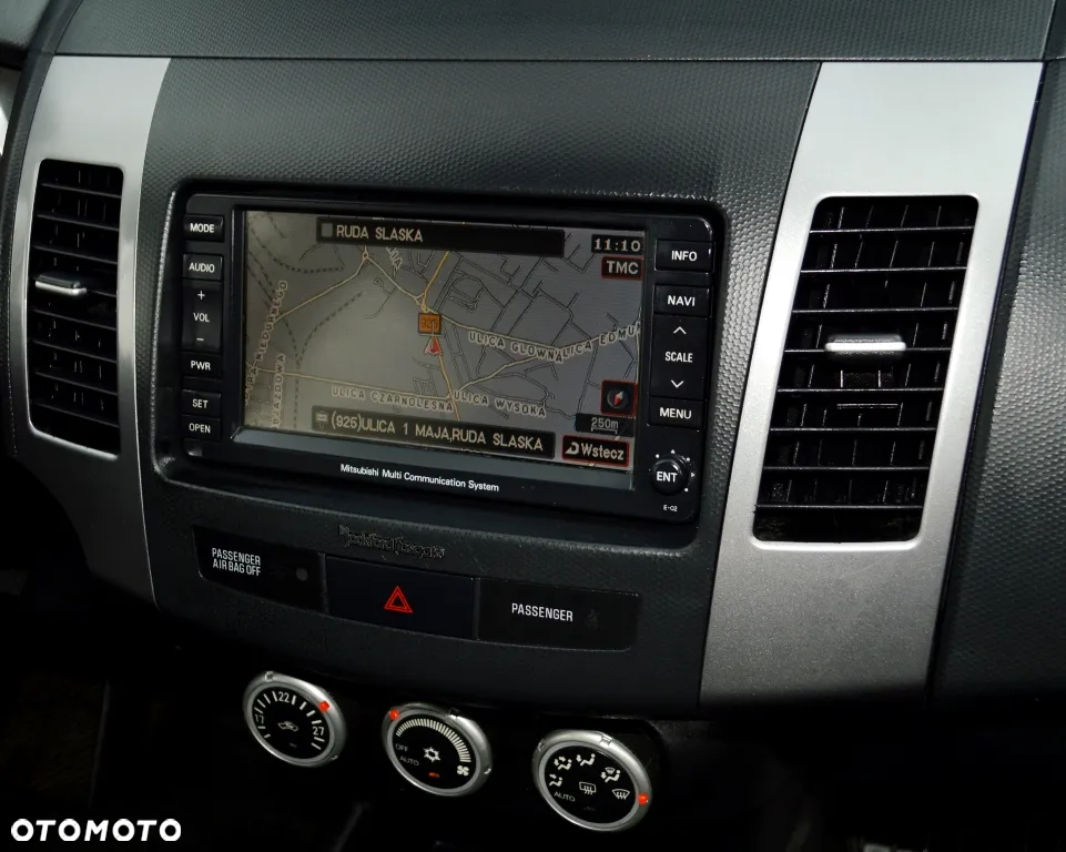 Mitsubishi Outlander - 37