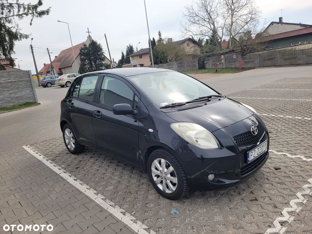 Toyota Yaris 1.3 Sol - 10