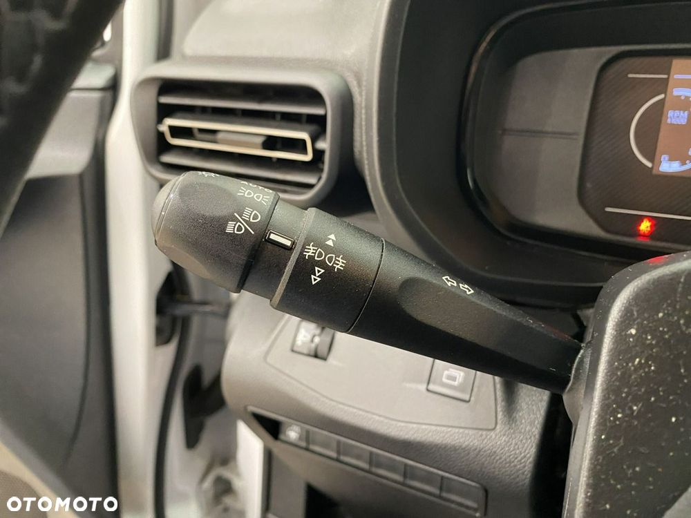 Toyota Proace City - 26