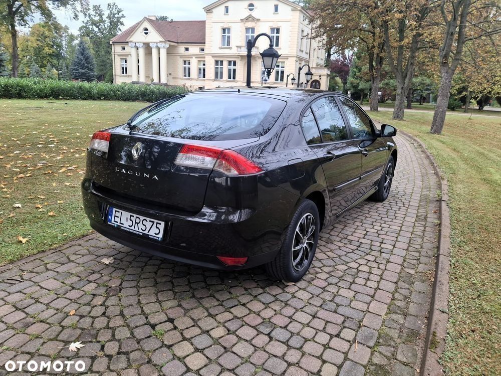Renault Laguna 1.6 16V Emotion - 31