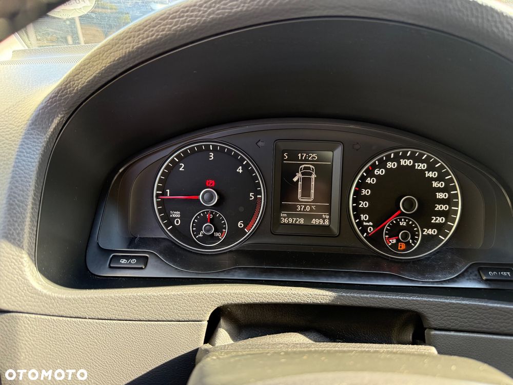 Volkswagen Multivan - 18