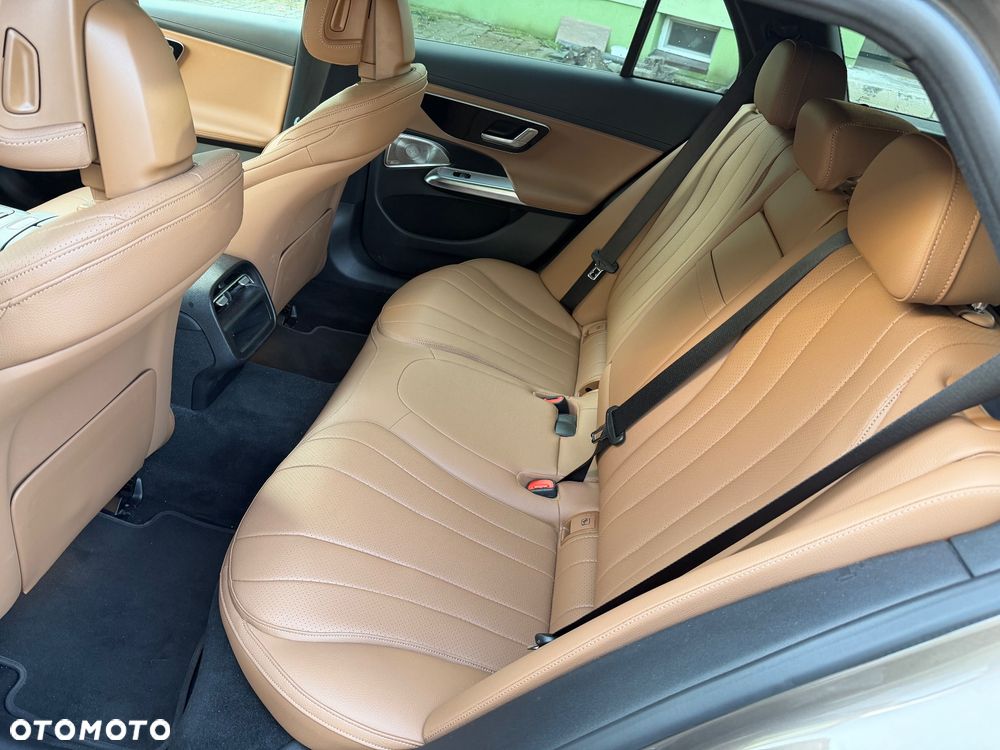 Mercedes-Benz Klasa E 450 d mHEV 4-Matic All-Terrain Avantgarde 9G-Tronic - 14