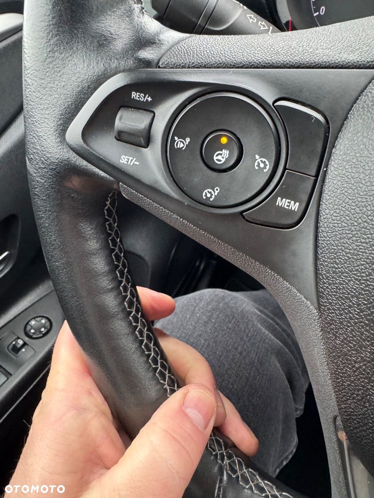 Opel Corsa 1.2 Direct Injection Turbo Start/Stop Ultimate - 28