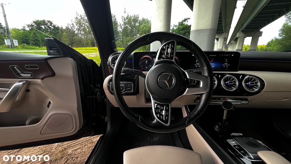 Mercedes-Benz CLA 220 d 8G-DCT - 21
