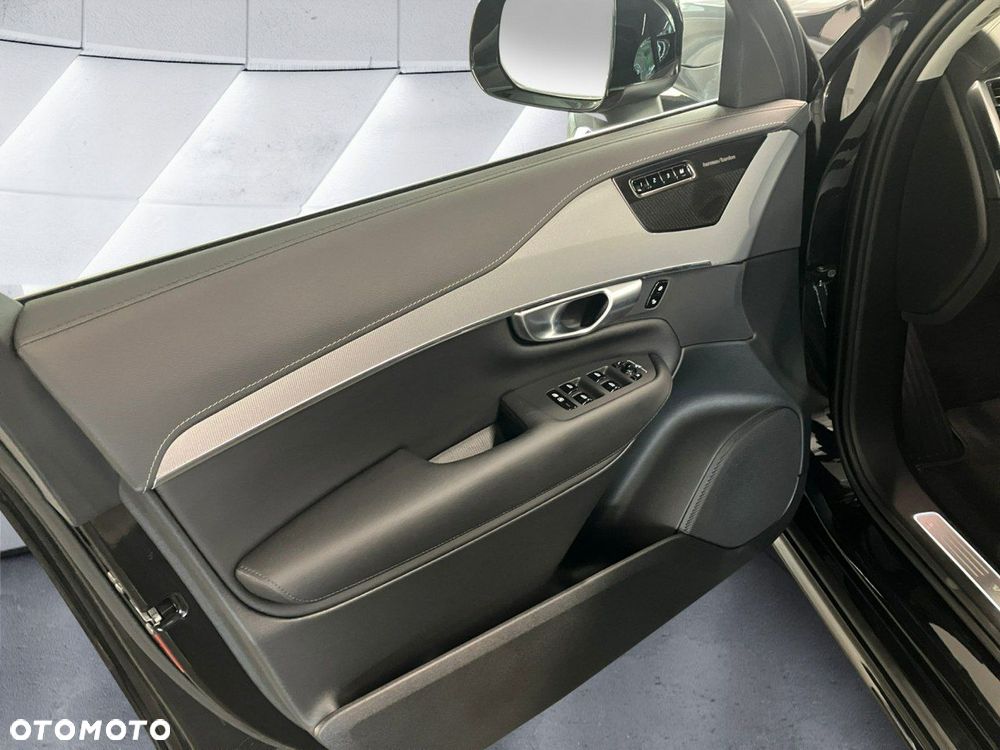 Volvo XC 90 B5 D AWD Plus Bright - 12