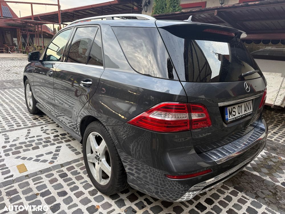 Mercedes-Benz ML 350 BlueTEC 4MATIC Aut - 22