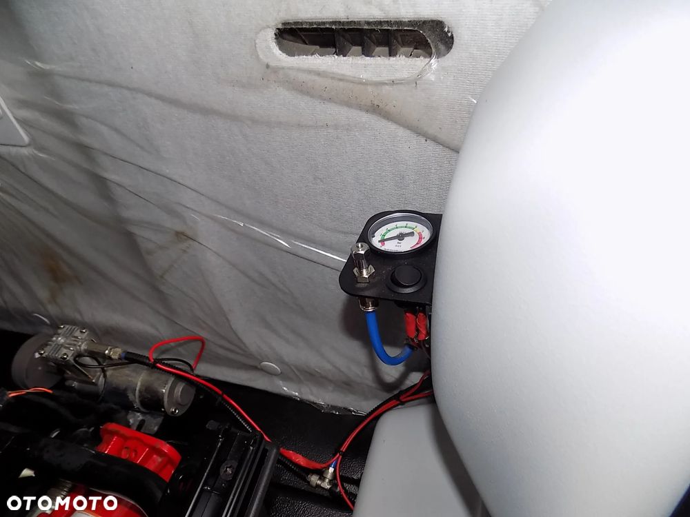 Iveco DAILY, 50C18 NA BLIŻNIAKACH, SKRZYNIA 12-PALET. - 31