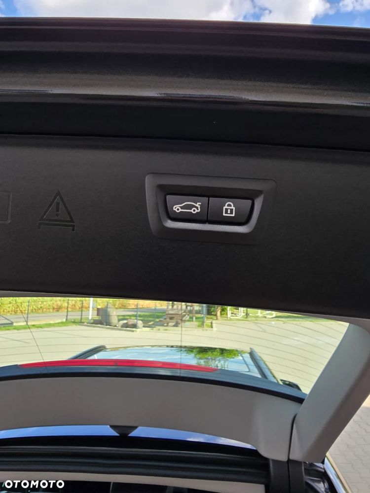 BMW Seria 5 520d Touring Luxury Line - 39