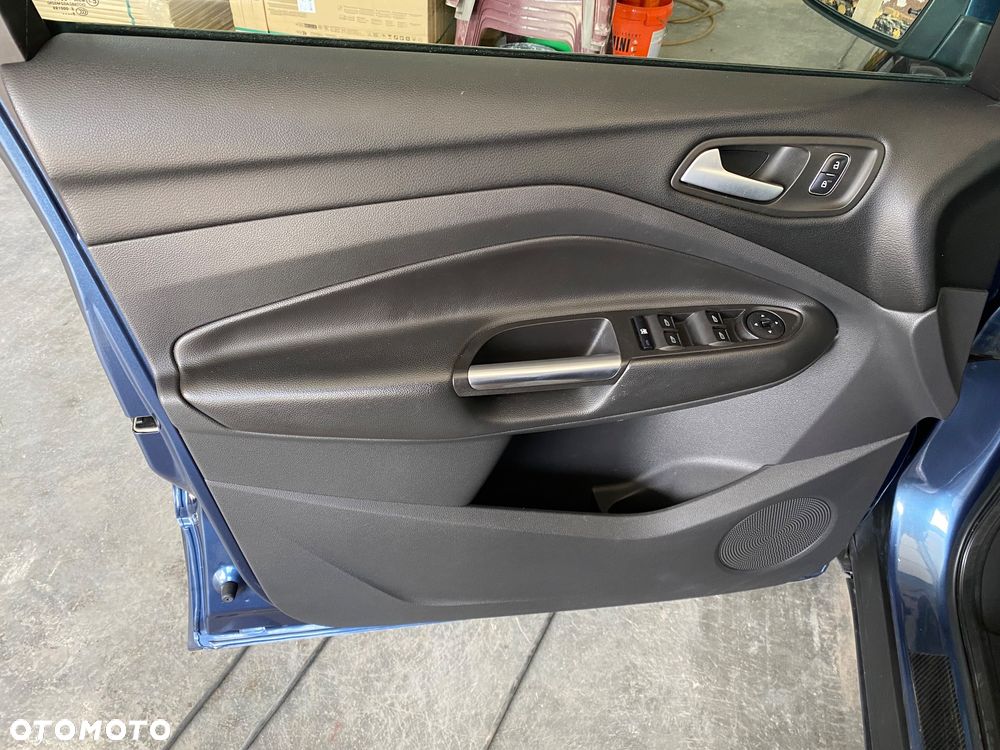 Ford Escape - 30