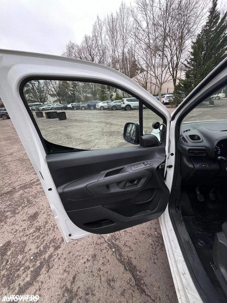 Toyota Proace City - 19