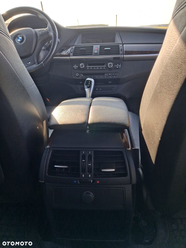 BMW X5 ver-xdrive35d - 23