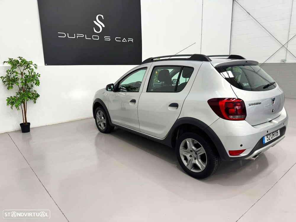 Dacia Sandero 1.5 dCi Stepway - 9