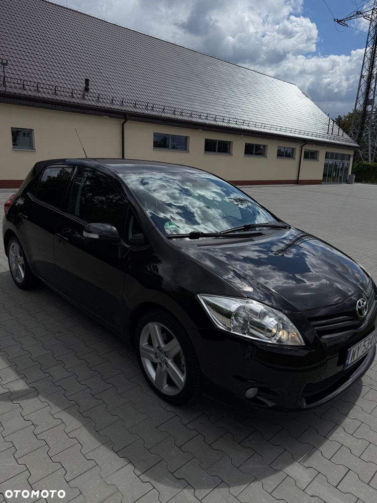 Toyota Auris 2.0 D-4D - 12
