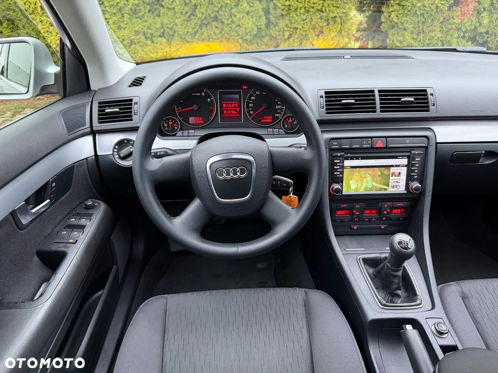 Audi A4 Limousine 1.8 T - 33