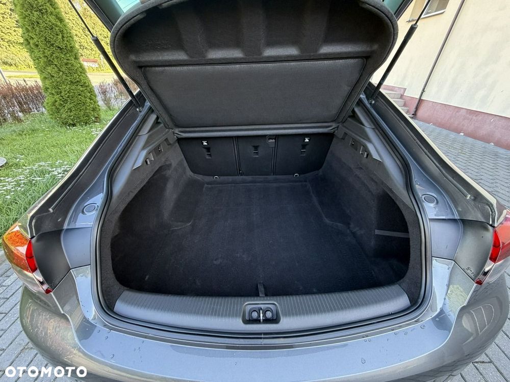 Opel Insignia - 16