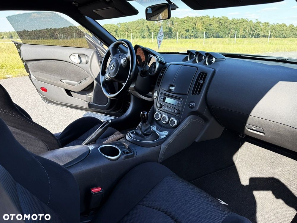 Nissan 370 Z 3.7 V6 Pack1 - 3
