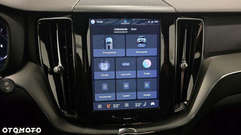 Volvo XC 60 B4 D Plus Dark - 30