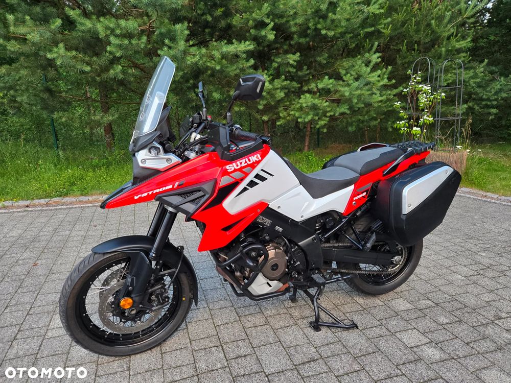 Suzuki V-STROM - 12