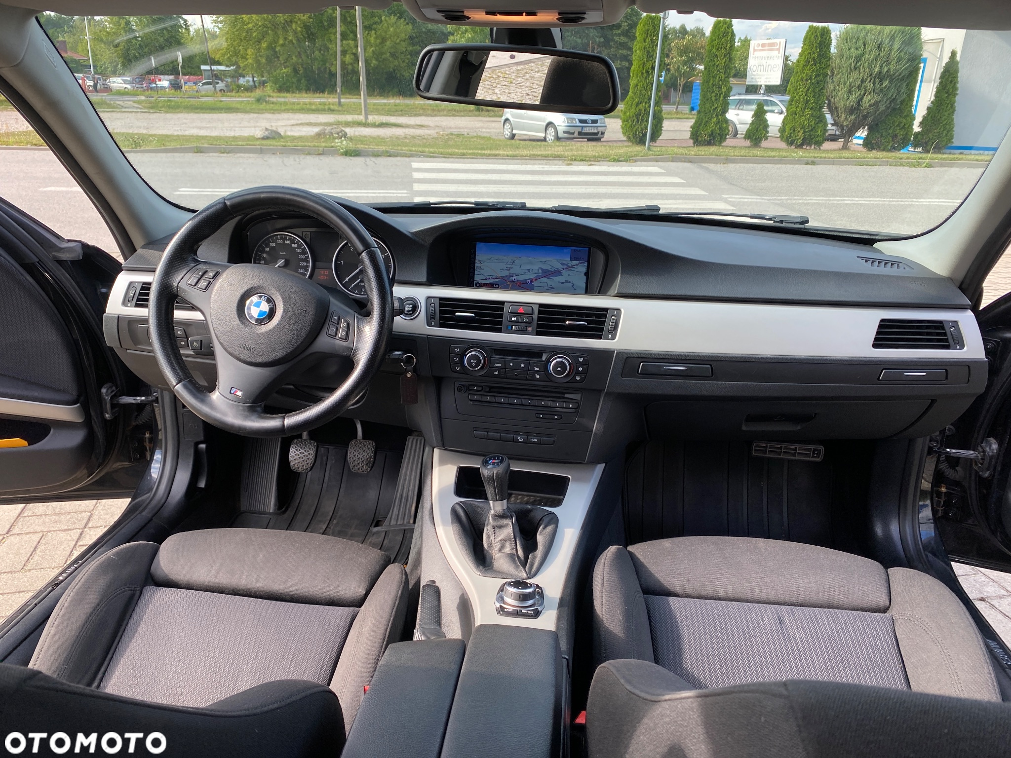 BMW Seria 3 320d DPF Touring - 20