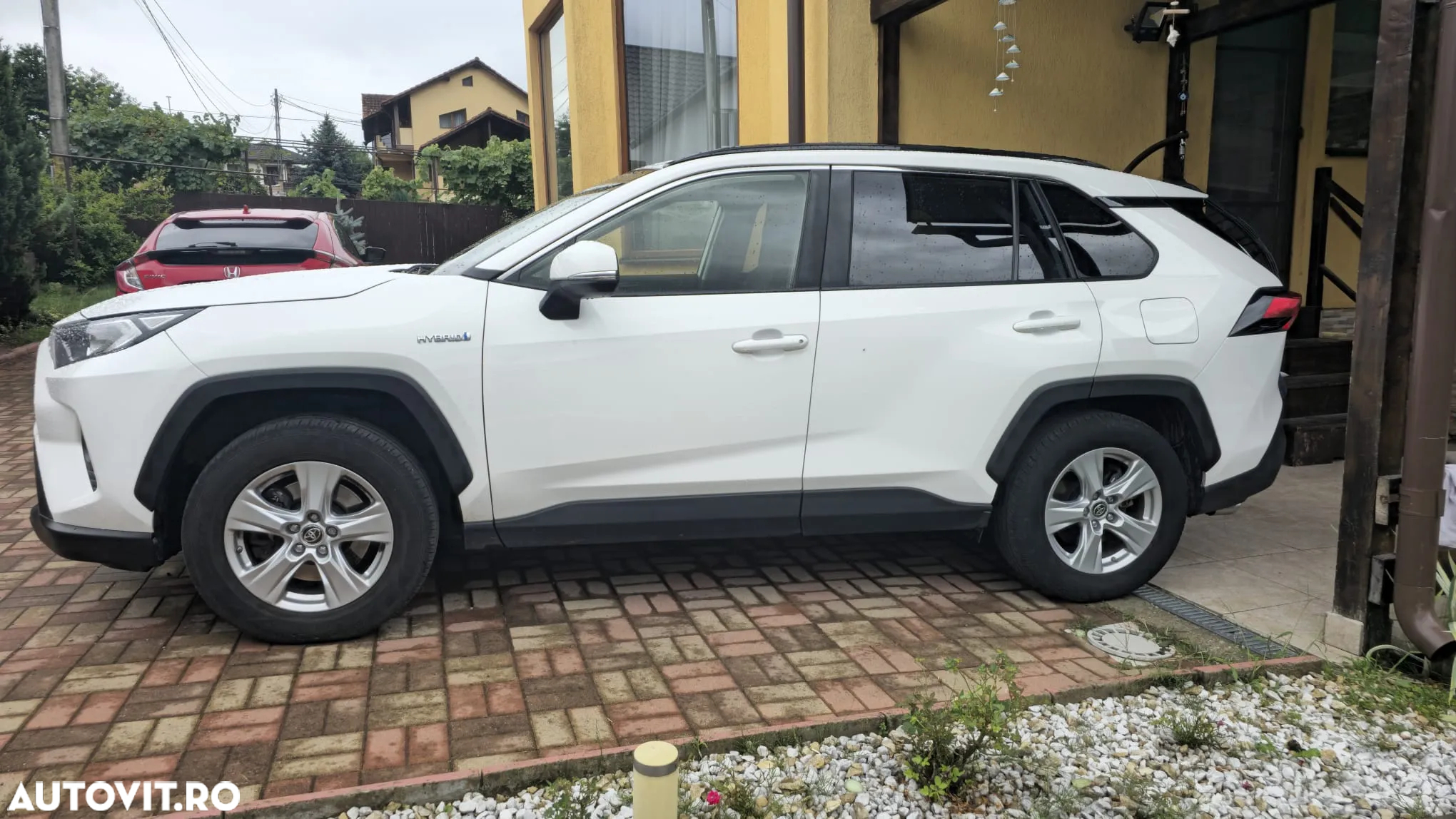 Toyota RAV4 - 3