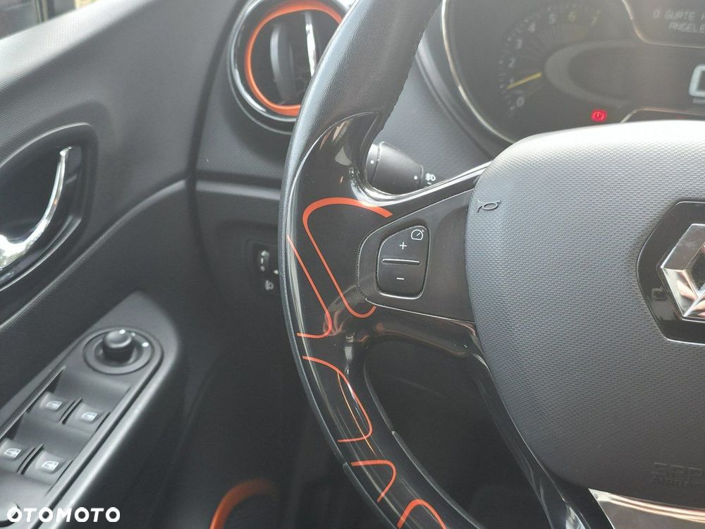 Renault Captur - 16