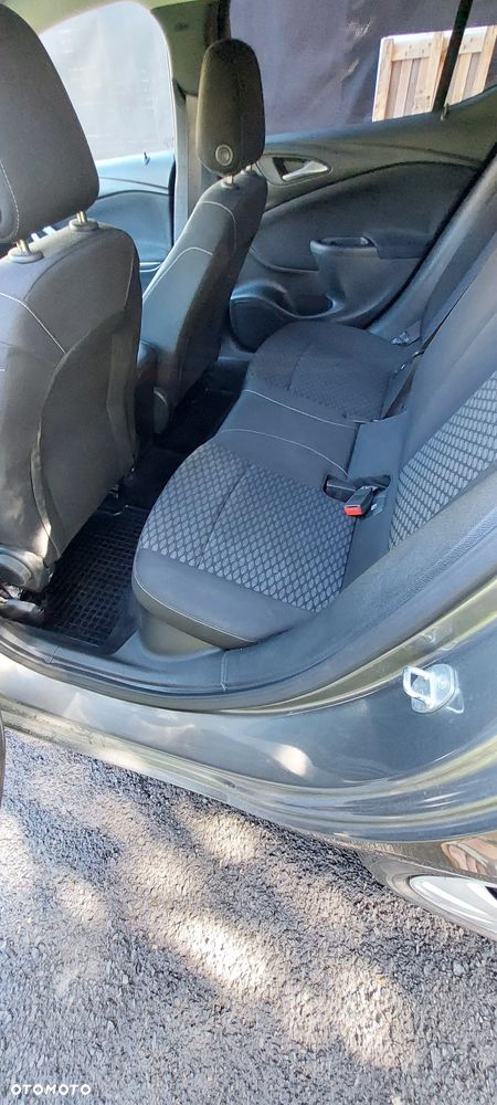 Opel Astra 1.6 CDTI Dynamic S&S - 8