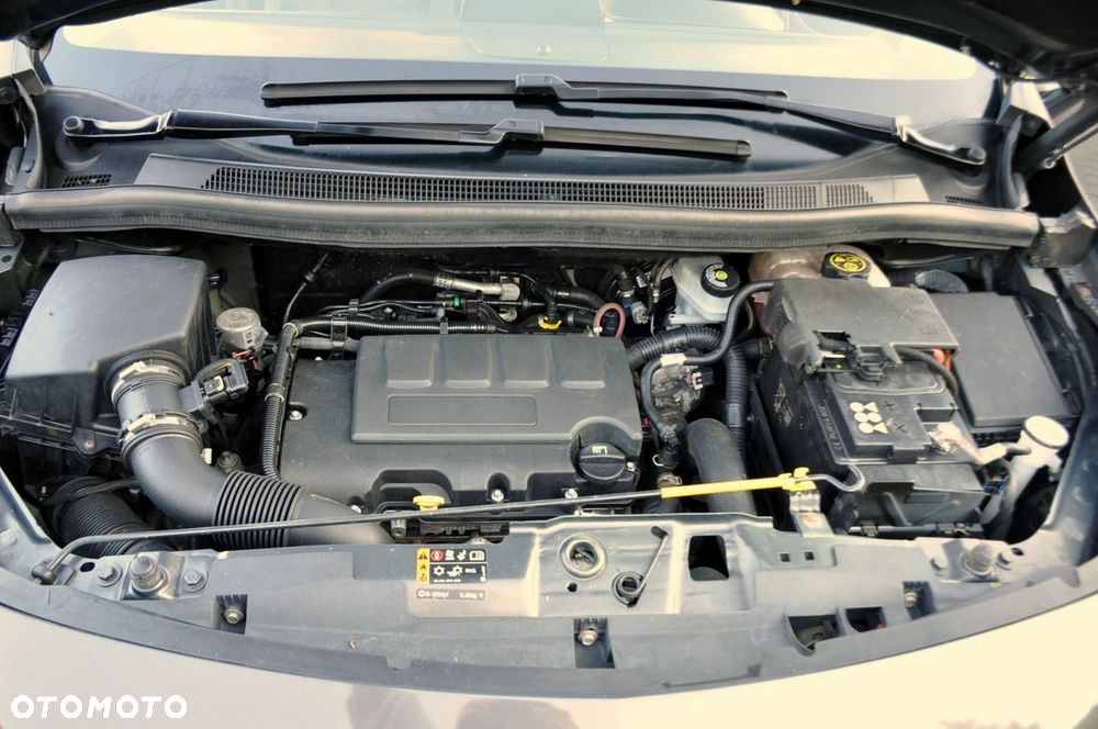 Opel Meriva - 38