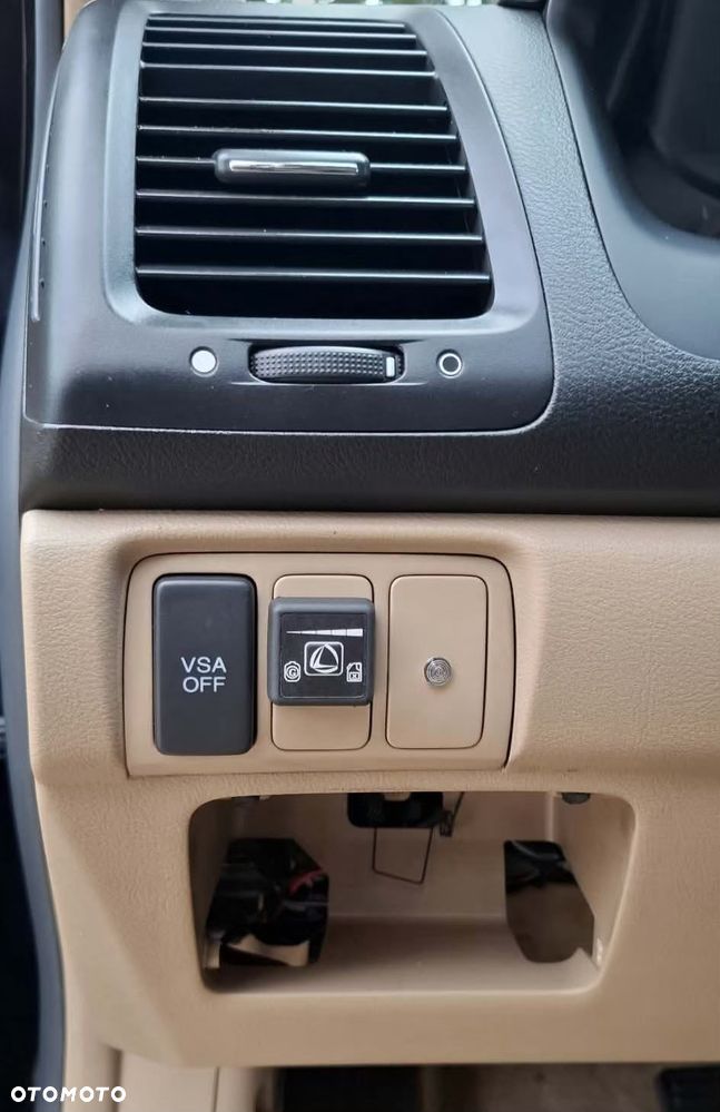 Honda Accord 2.0 Executive - 20