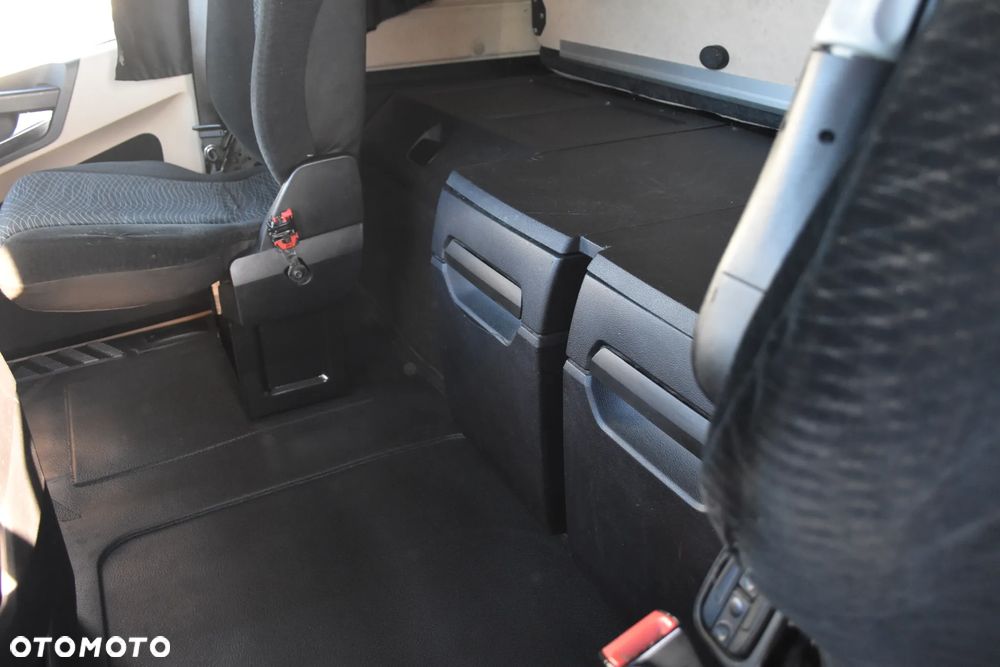 Mercedes-Benz Actros 1842 - 18