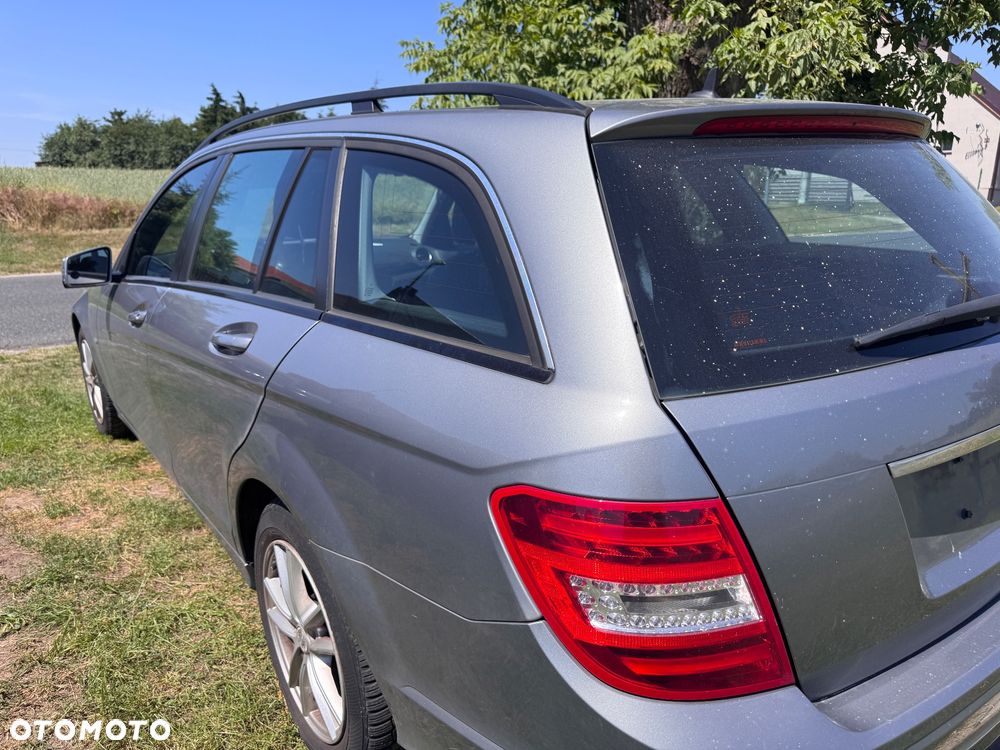 Mercedes-Benz Klasa C 220 CDI DPF Elegance - 6