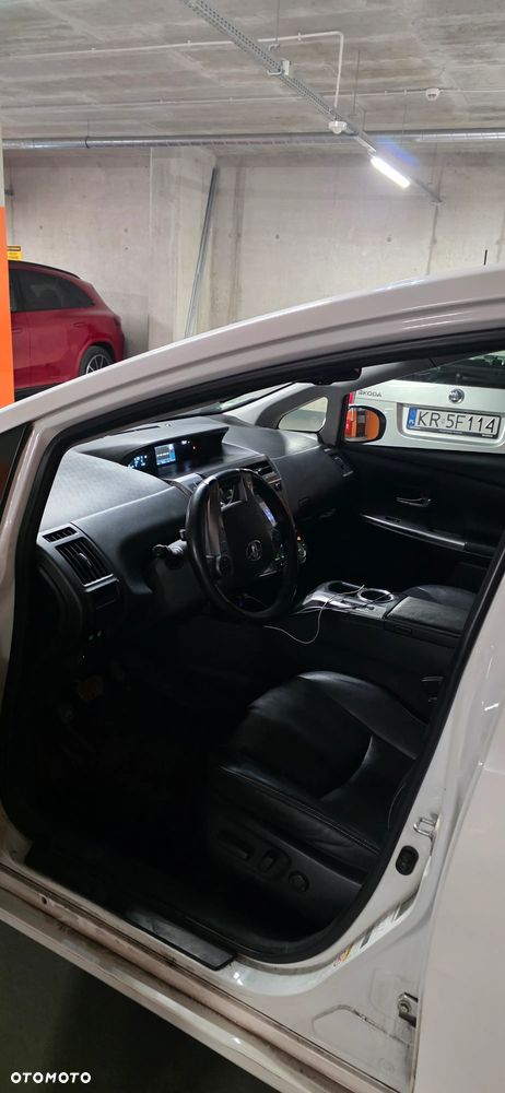 Toyota Prius+ - 14