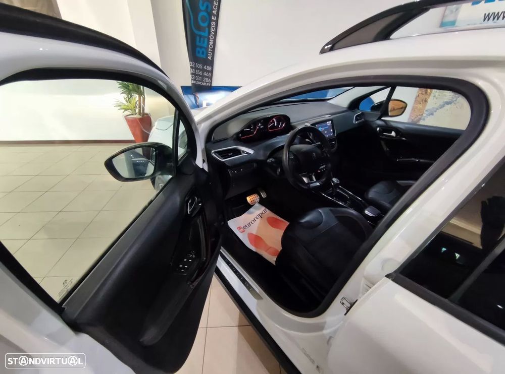 Peugeot 2008 1.2 PureTech GT Line EAT6 - 9