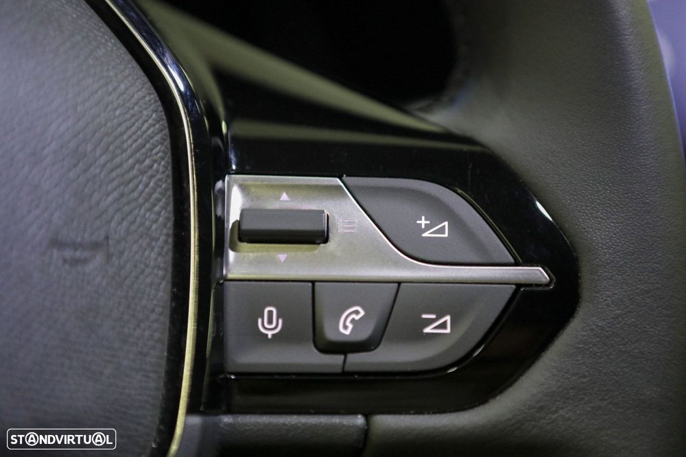 Peugeot 308 1.5 BlueHDi Allure EAT8 - 24