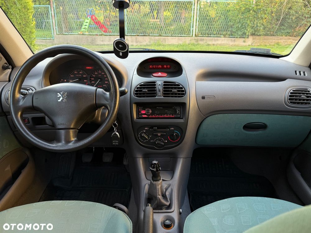 Peugeot 206 1.4 XT - 10