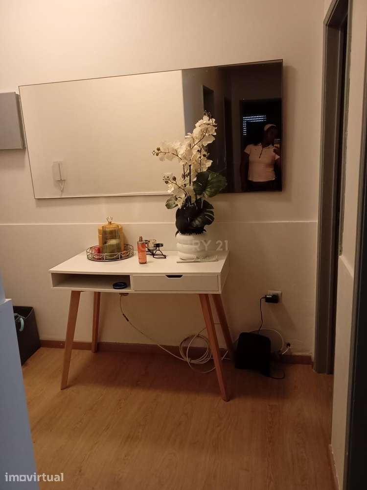 T2, 2º andar com excelentes áreas, no Vale da Amoreira. - Grande imagem: 4/6