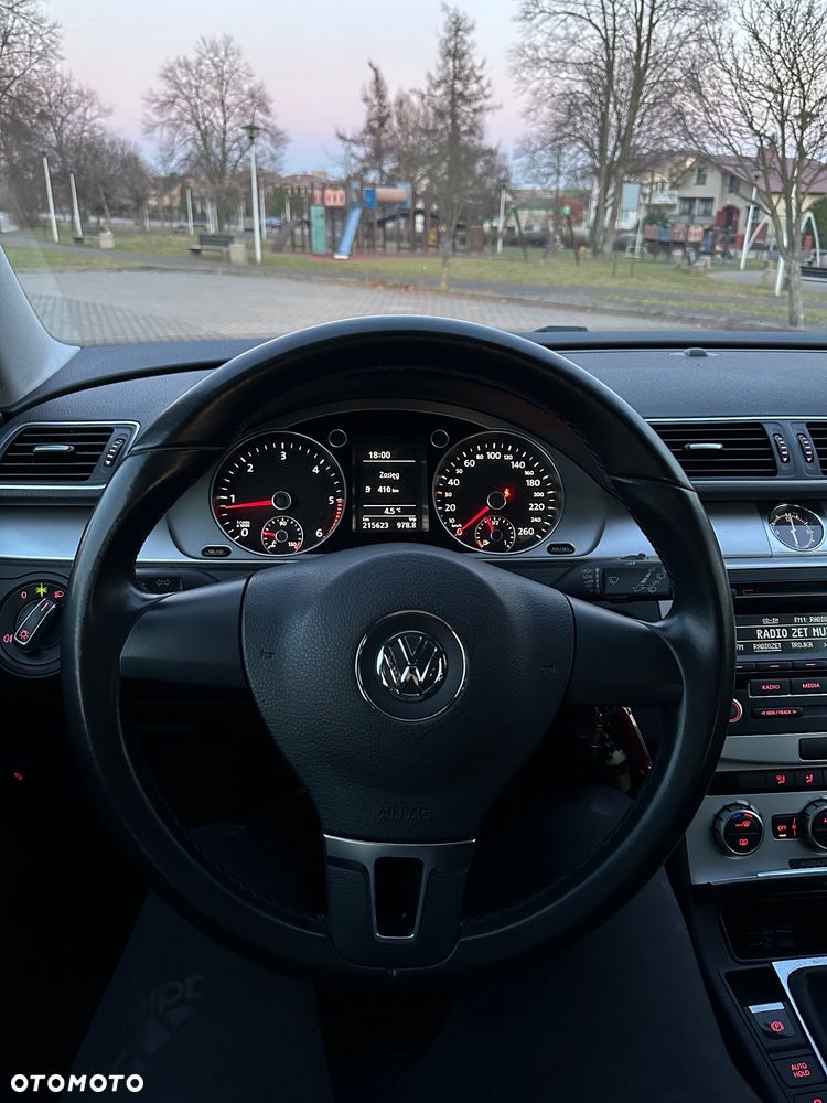Volkswagen Passat 1.6 TDI Trendline - 14