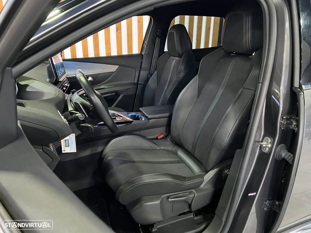 Peugeot 3008 1.6 Hybrid GT Pack e-EAT8 - 14