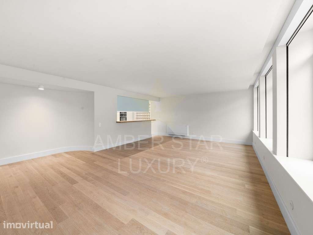 Apartamento T3 em Prédio de Requinte no Porto! - Grande imagem: 3/34