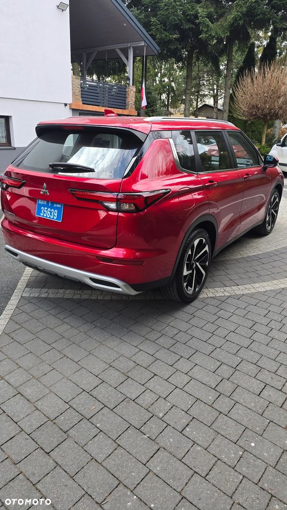 Mitsubishi Outlander - 23